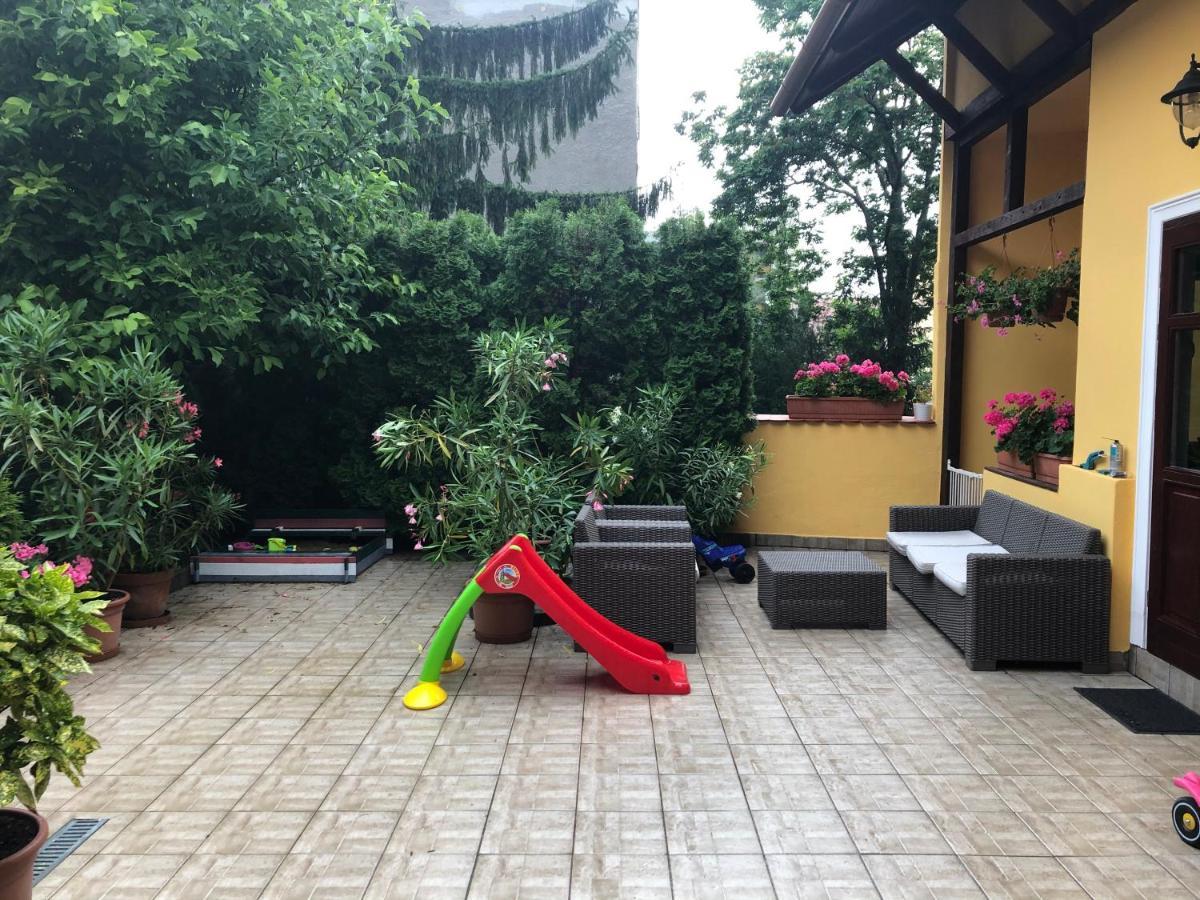 Appartement Rigo Lak à Miskolc Extérieur photo