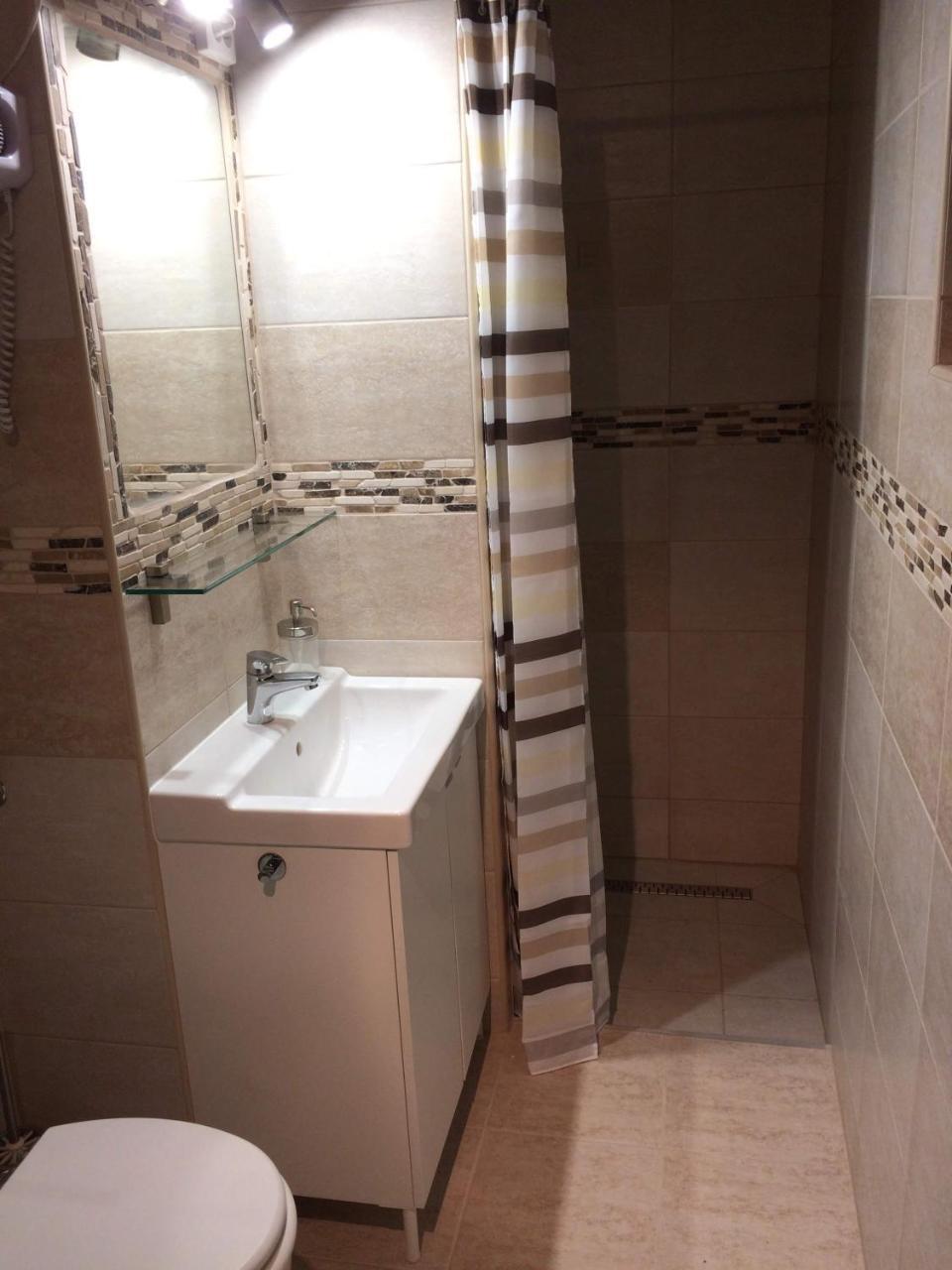 Appartement Rigo Lak à Miskolc Extérieur photo